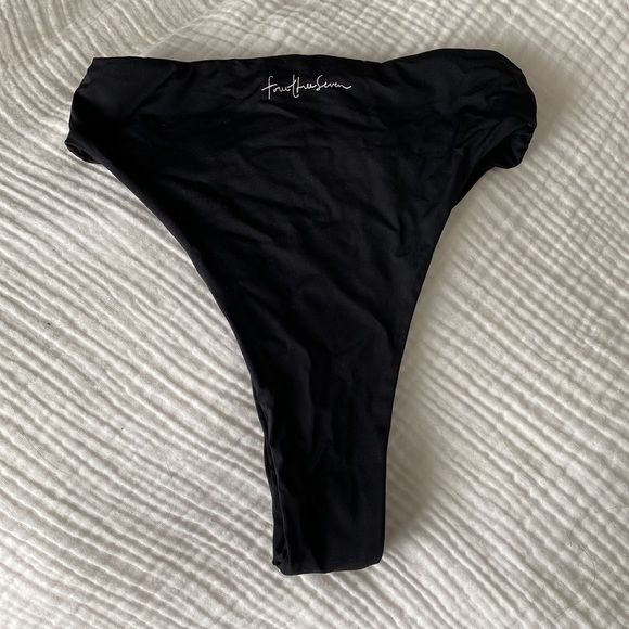 NWOT 437 Aubrey Bottoms - Picture 4 of 5